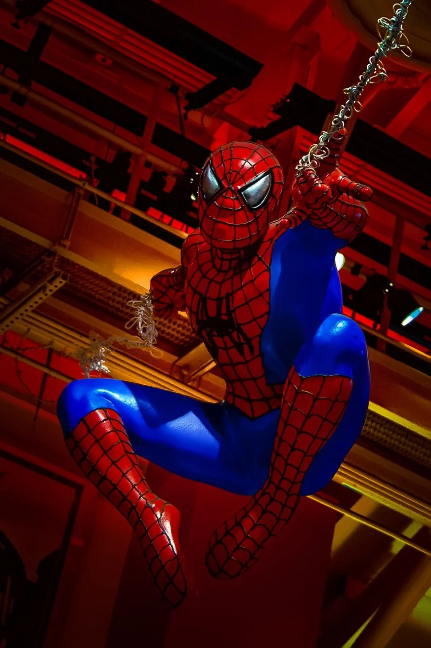 Doutor Estranho será mentor de Peter Parker em Homem-Aranha 3
