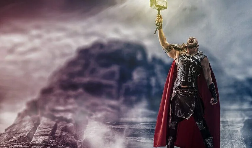 Thor God do trovão imagem de stock editorial. Imagem de vingador